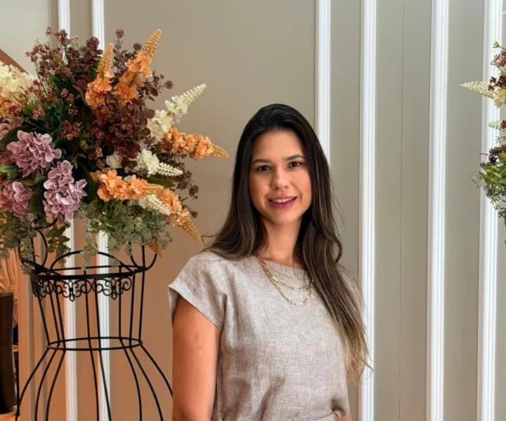 Carolinne Volek Ferraz | Arquitetura & Neuroarquitetura